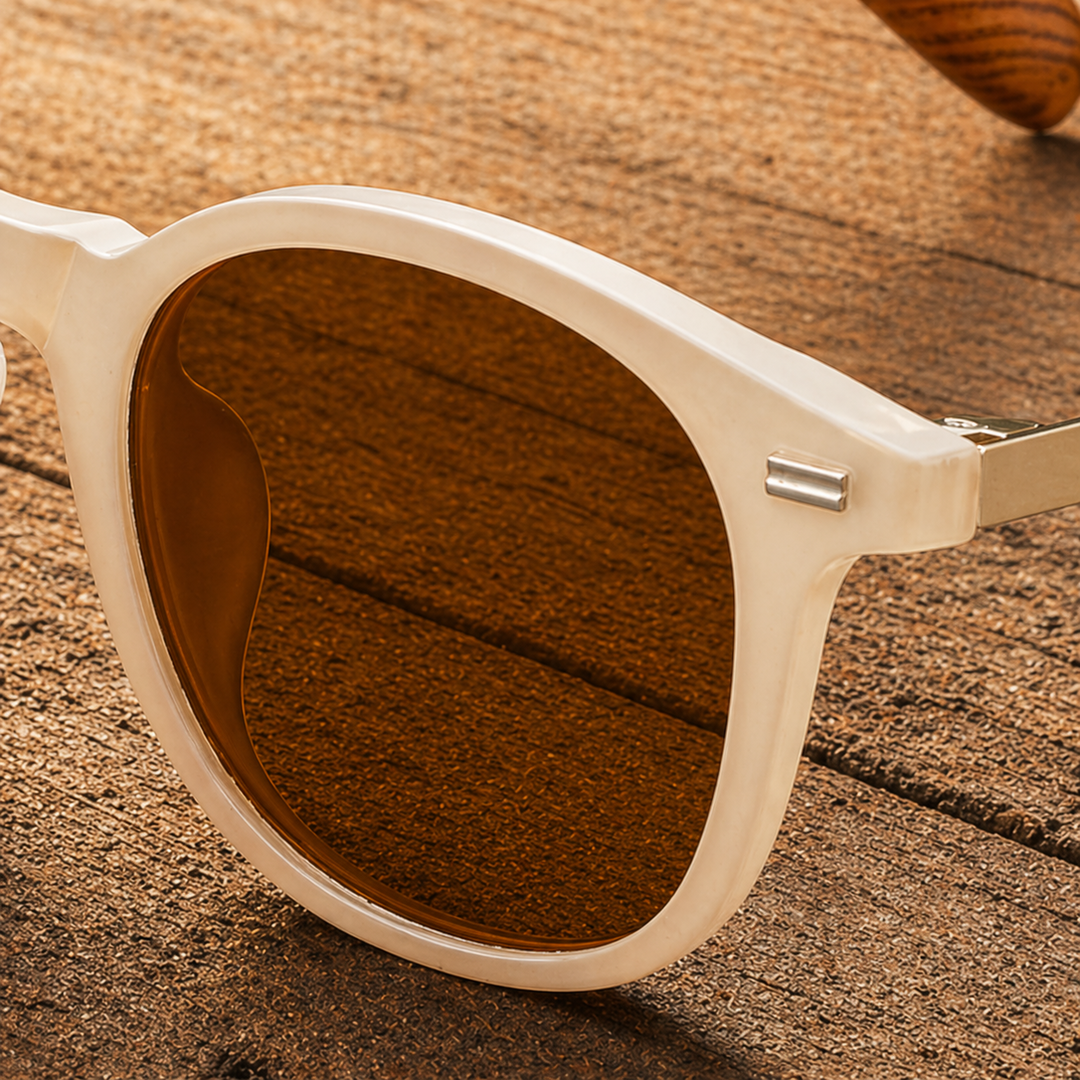 Lightweight Classic Sunglasses