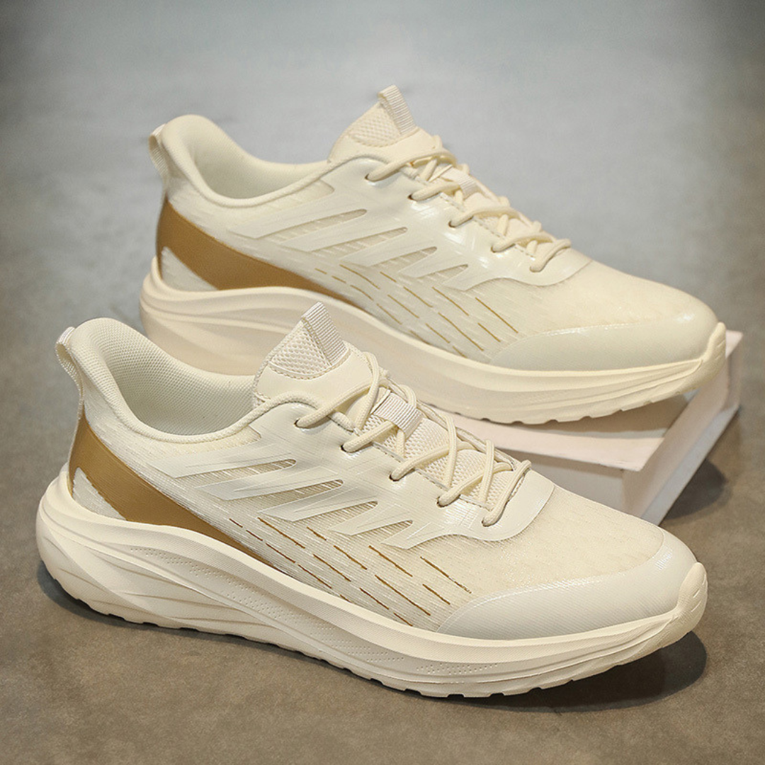 Ultra Comfort Sneaker
