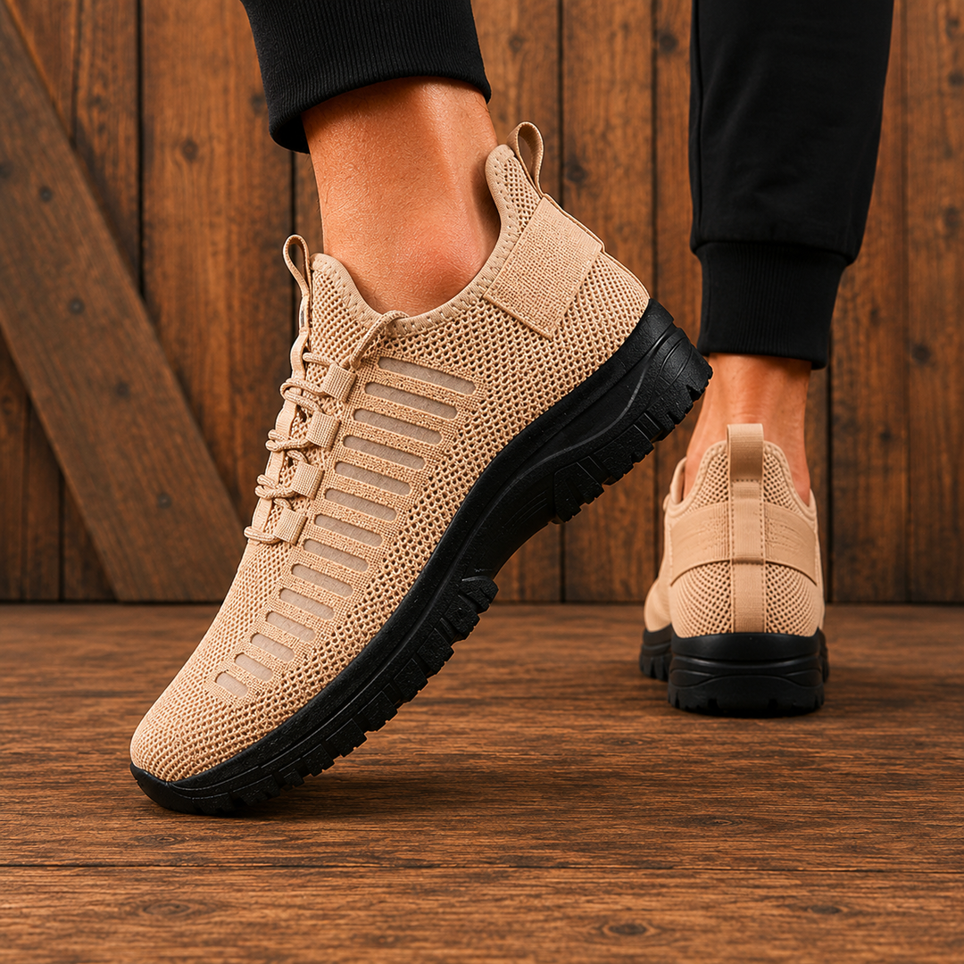 Breathable  Elastic Closure Sneakers