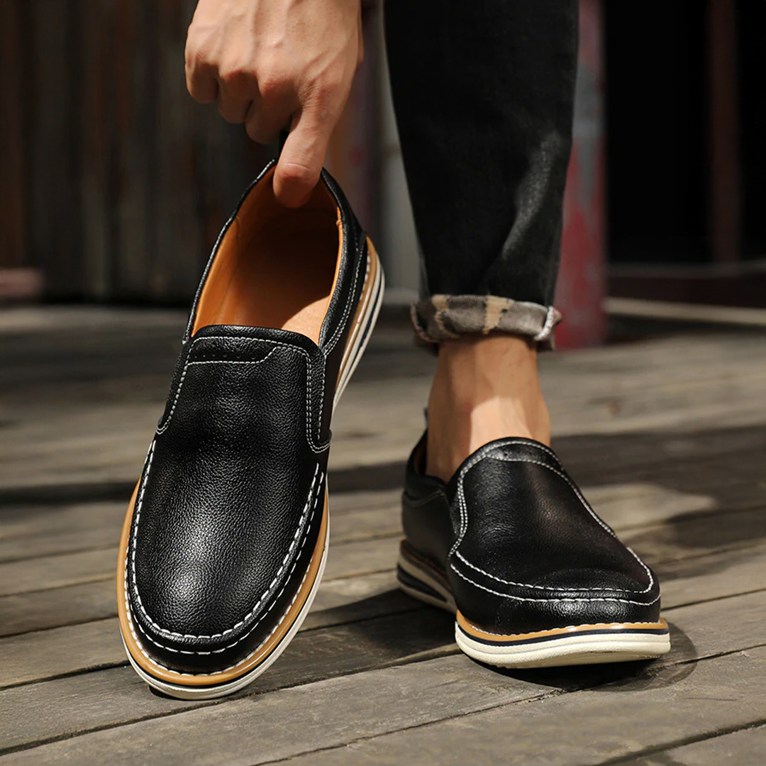 LEATHER SLIP-ON LOAFERS