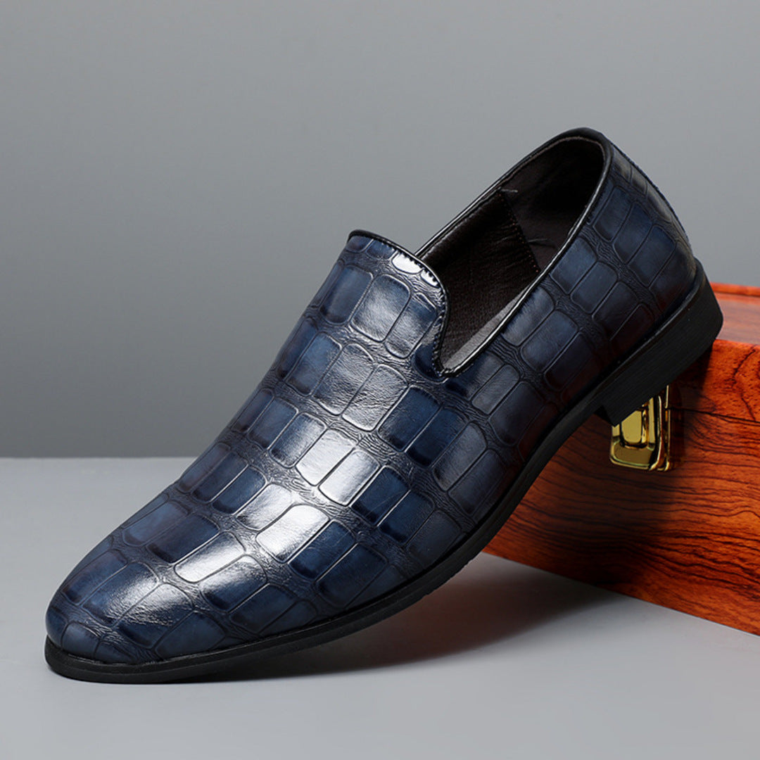 ELEGANT EMBOSSED LOAFERS