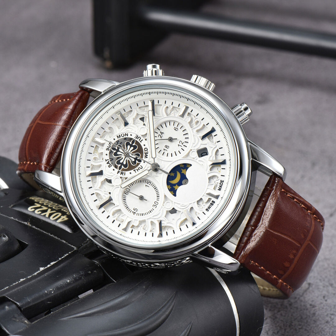 LUXURIOUS MULTI-FUNCTION WATCH