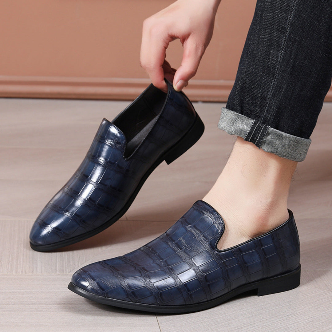 ELEGANT EMBOSSED LOAFERS