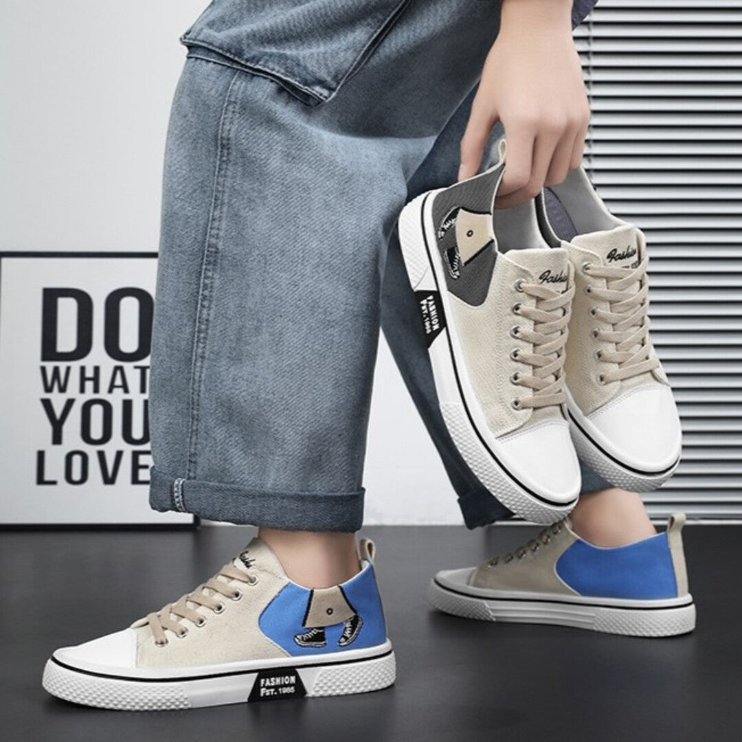 TRENDY CANVAS SNEAKERS