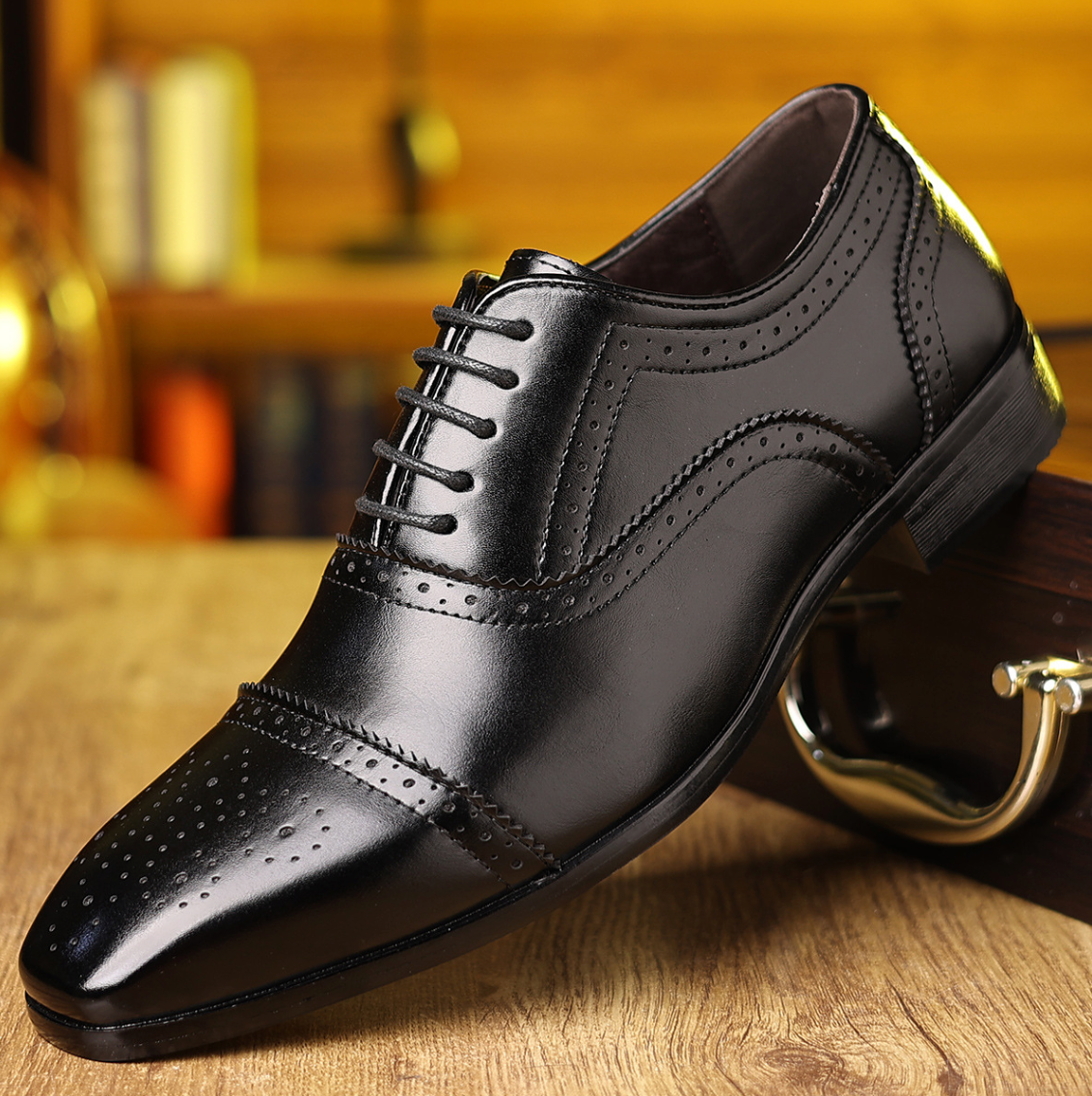 LUXURY LEATHER BROGUE SHOES
