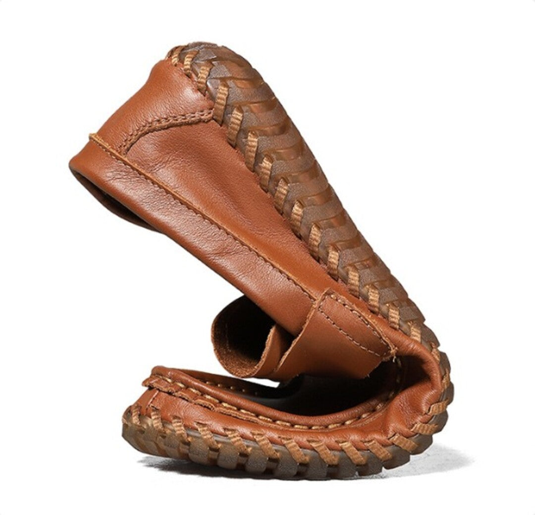 LUXURIOUS GENUINE LEATHER LOAFERS