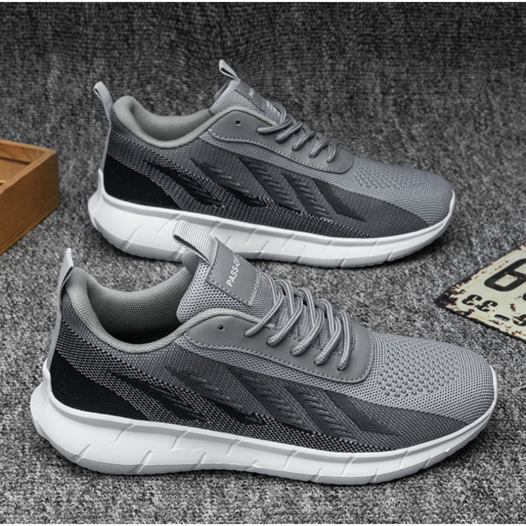 LIGHTWEIGHT RUNNING SNEAKERS