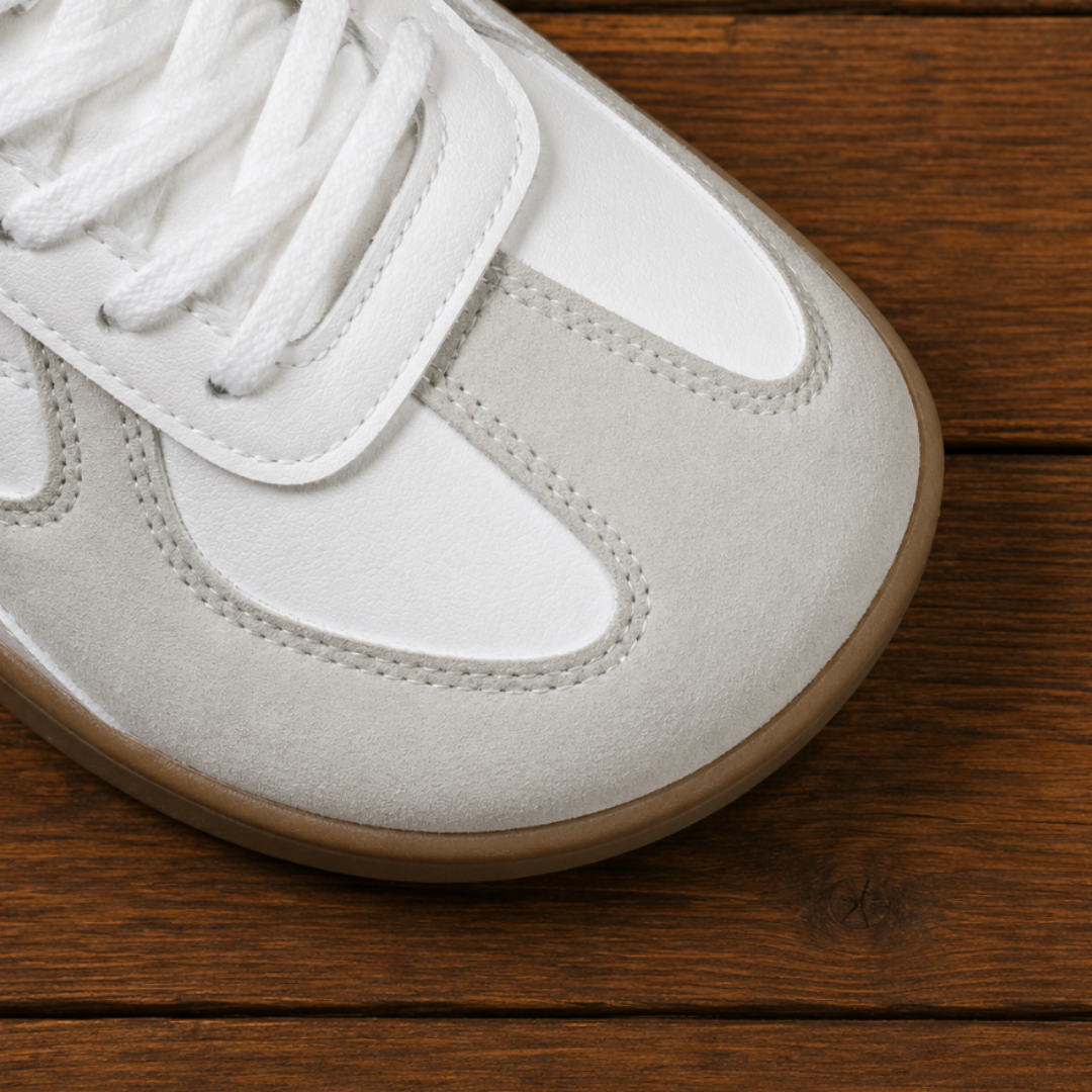 Round-Toe Casual Sneakers