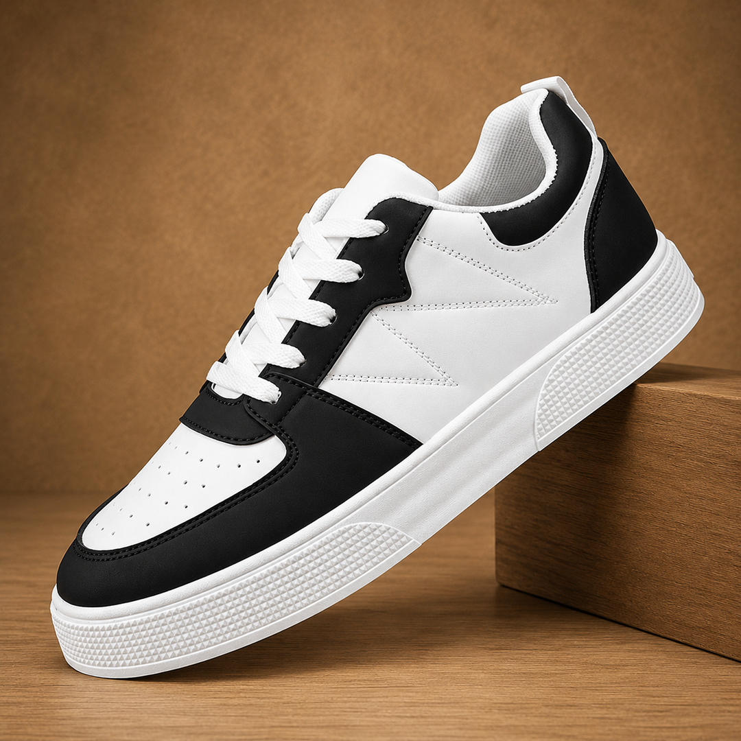 Low-Top Court Sneakers